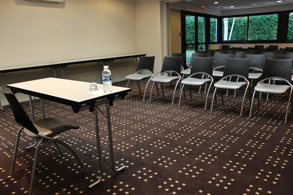 Kyriad Rennes Nord Hotel Zewnętrze zdjęcie