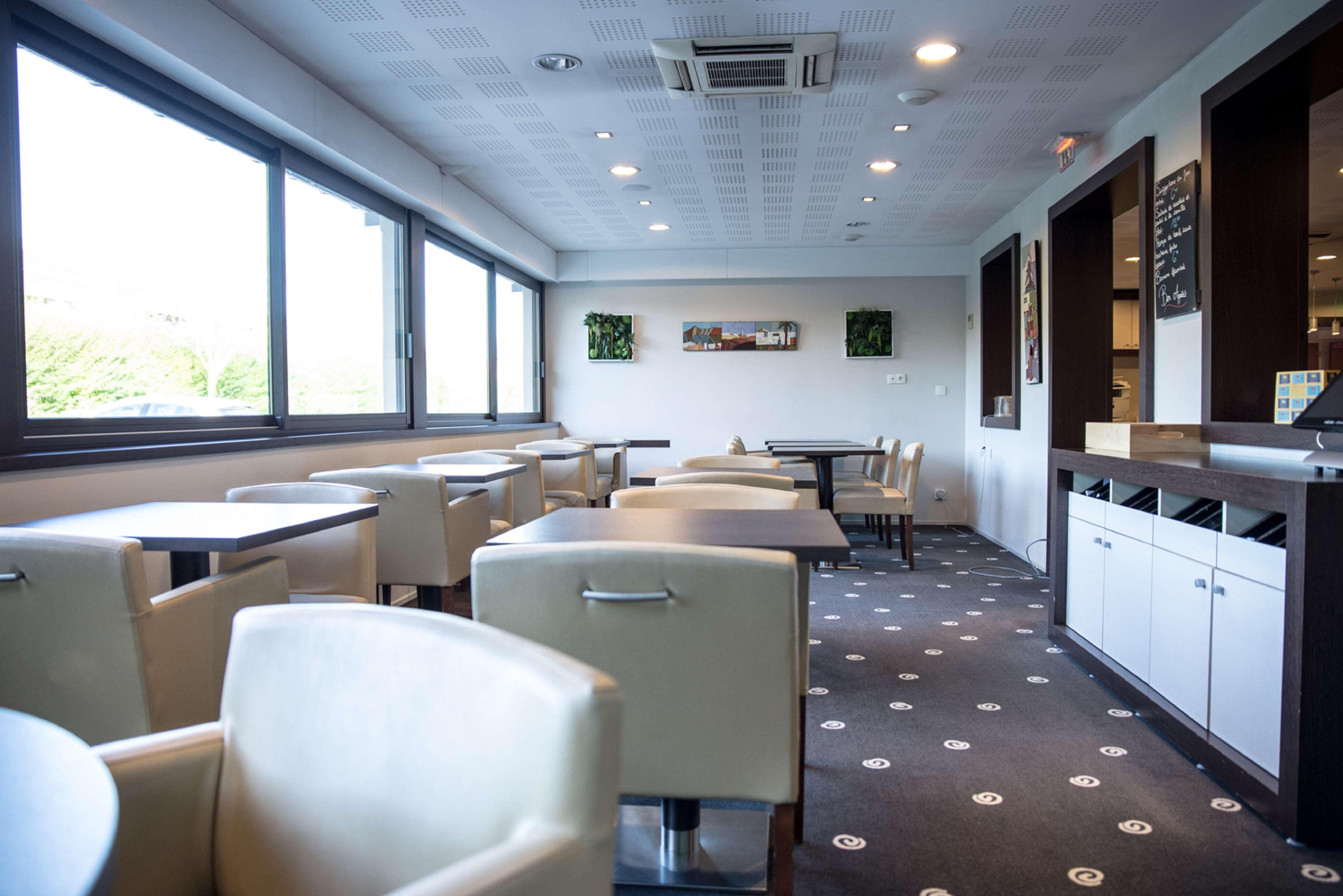 Kyriad Rennes Nord Hotel Zewnętrze zdjęcie